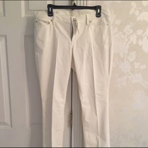 Cream Color Ann Taylor Modern Skinny Leg Pants